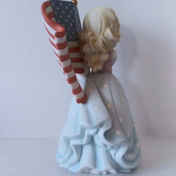 PM American Flag Girl - Picture 4 of 5
